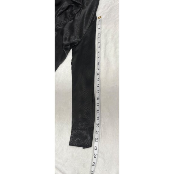 Black Button-Up Long Sleeve Blouse With Subtle Textured Pattern Womens Medium - Picture 9 of 10